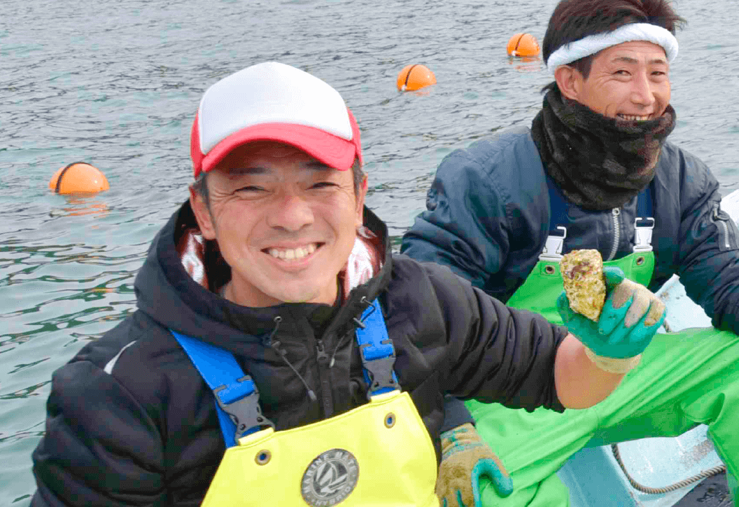 朋輩牡蠣作り手